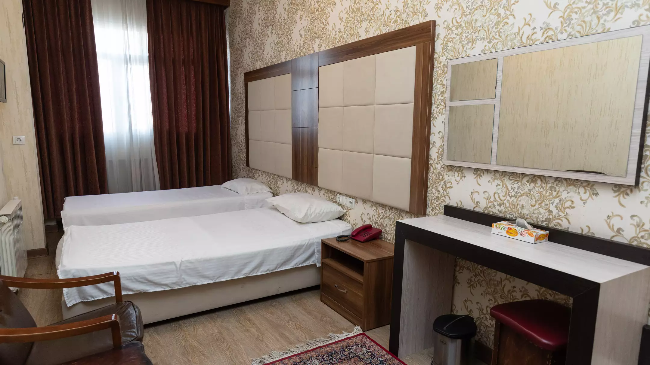 Alibaba https://cdn.alibaba.ir/ostorage/hotel-accommodation-images/674c4ea410d0d5745be3d358_هتل سینا - سوئیت دوخوابه چهارتخته (2).webp